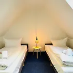 Appartamento Parkblick Trio-14 Personen- 3 Wohneinheiten- 3 Kuechen- 3 Baeder-parkplatz- Waschmaschine *