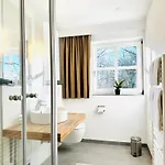 Parkblick Trio-14 Personen- 3 Wohneinheiten- 3 Kuechen- 3 Baeder-parkplatz- Waschmaschine Appartamento *