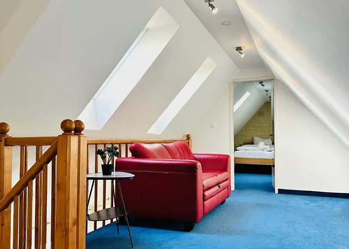 Parkblick Trio-14 Personen- 3 Wohneinheiten- 3 Kuechen- 3 Baeder-parkplatz- Waschmaschine Apartman