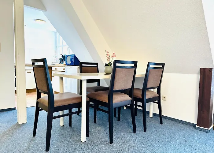 Parkblick Trio-14 Personen- 3 Wohneinheiten- 3 Kuechen- 3 Baeder-parkplatz- Waschmaschine