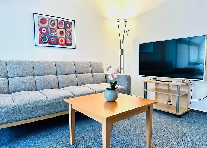 Apartman Parkblick Trio-14 Personen- 3 Wohneinheiten- 3 Kuechen- 3 Baeder-parkplatz- Waschmaschine Wolfsburg