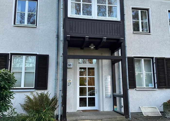Apartman Parkblick Trio-14 Personen- 3 Wohneinheiten- 3 Kuechen- 3 Baeder-parkplatz- Waschmaschine Wolfsburg